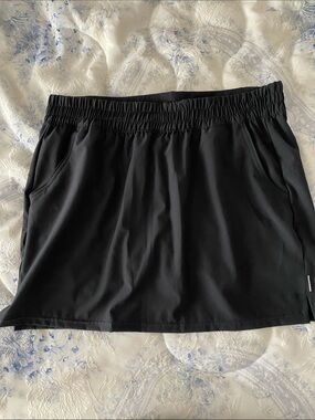 Columbia Black Skort